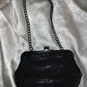 super cute sparkly black bag perfect for a night out!!